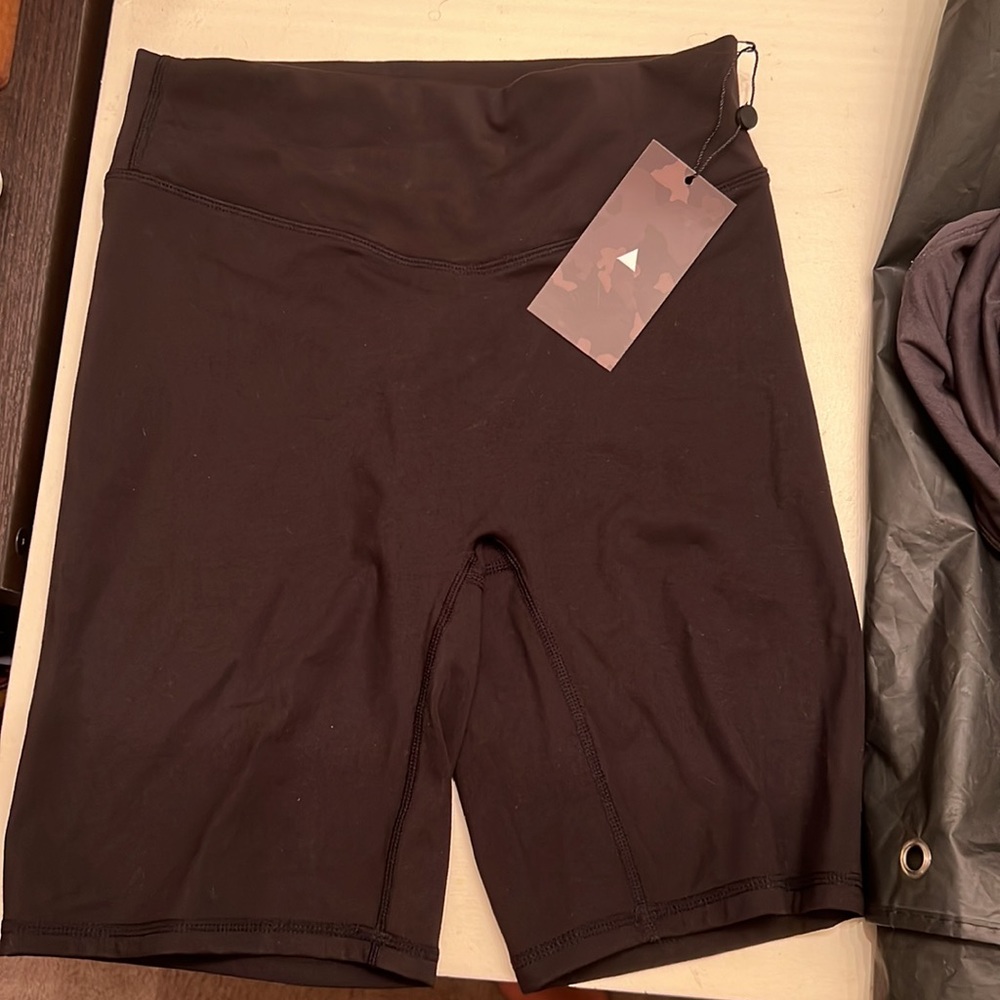 Balance/ Vitality Cloud Rider Short - Picture 3 of 4